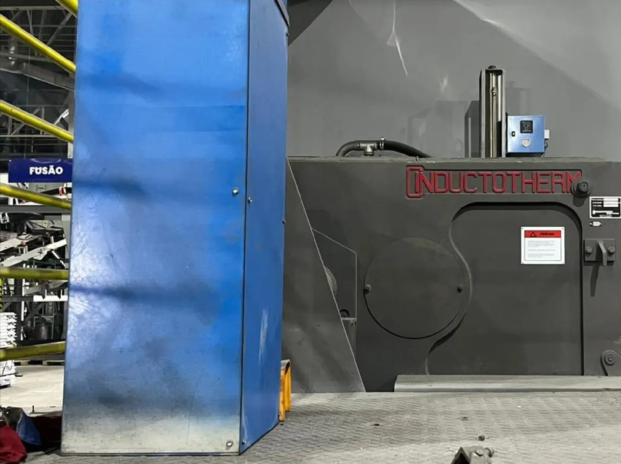 Forno a indução Inductotherm