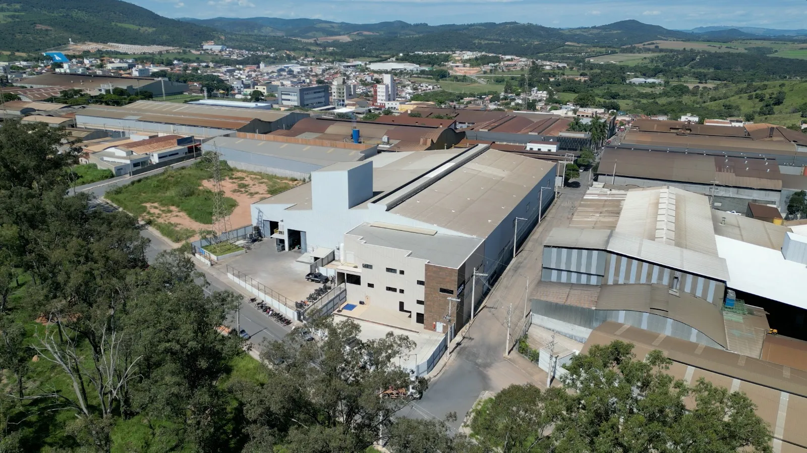 Vista aérea da planta industrial da GDA em Cláudio/MG